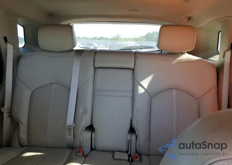 2015 Cadillac Srx Luxury Collection z USA, uszkodzony, nr VIN 3GYFNBE32FS570832